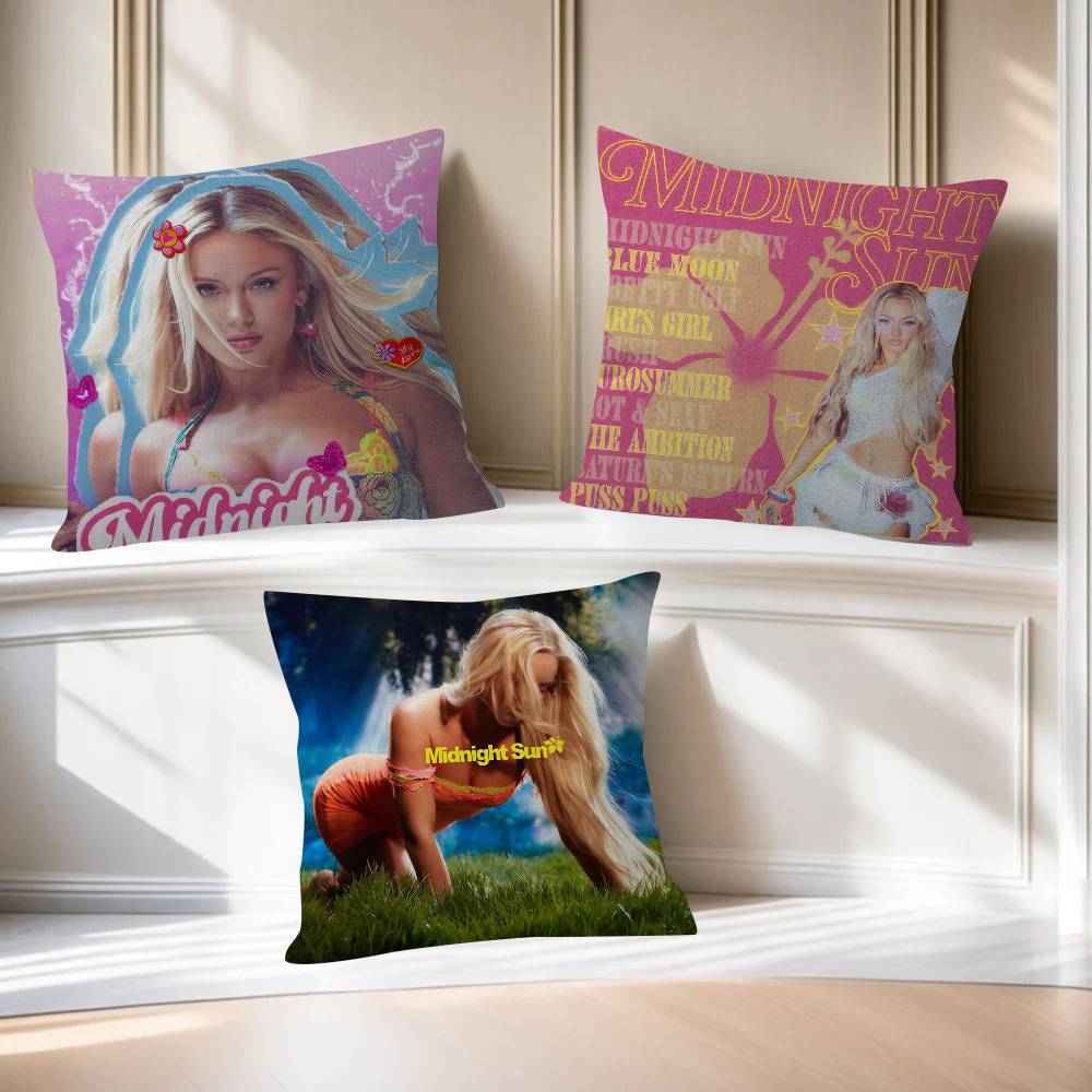 Zara Home Textiles - Cuscino Singer Zara Larsson Midnight Sun,
